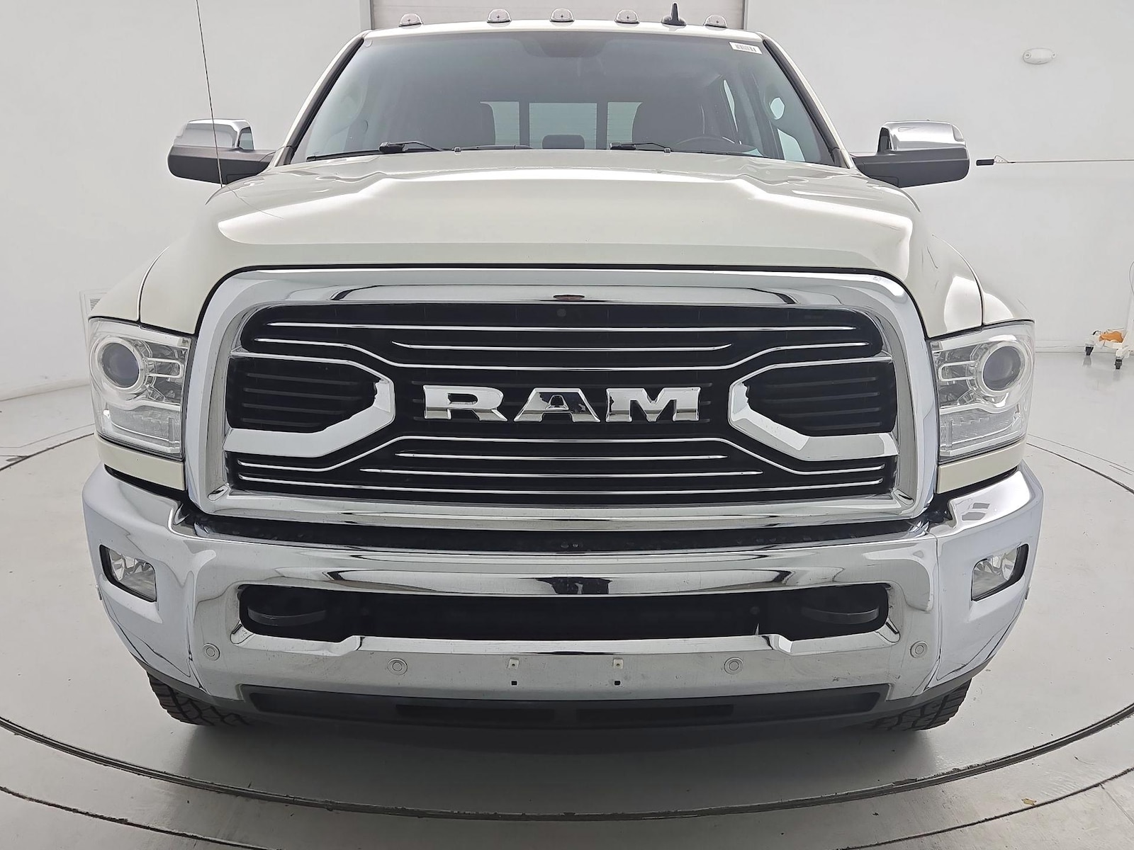 ram ram 3500 pickup 2018 3C63R3KL1JG132863 image ram ram 3500 pickup 2018 3C63R3KL1JG132863 image